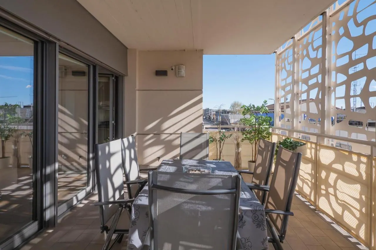 Luxury Apartment Near Linate Quintiliano 7 Milan Italy