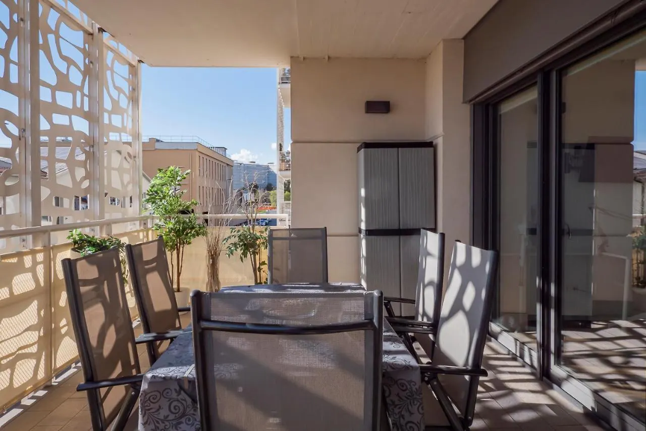 Luxury Apartment Near Linate Quintiliano 7 Milan Italy