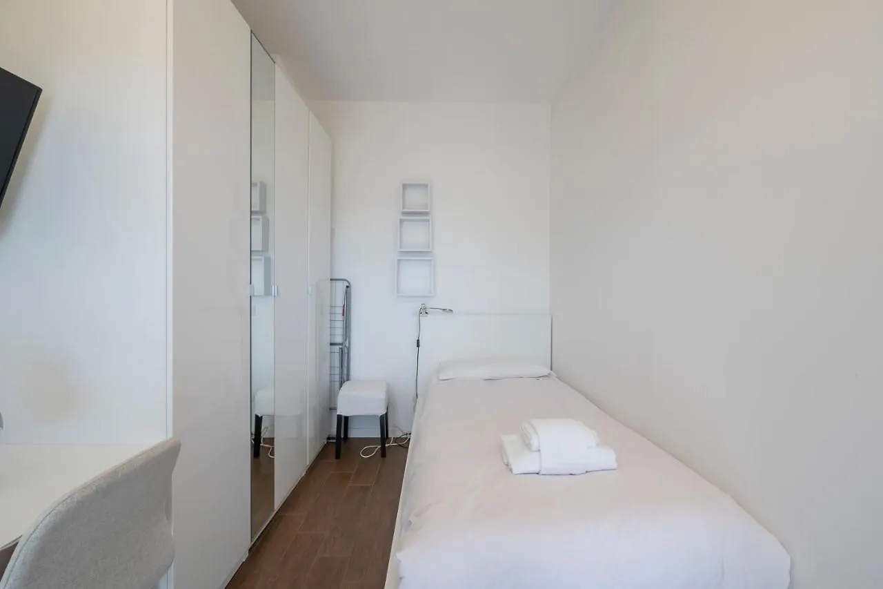 Luxury Apartment Near Linate Quintiliano 7 Milan
